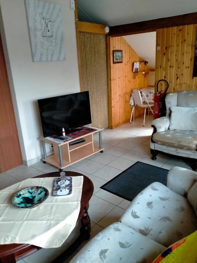 Gasthof Lederhose Diepenbeek Luaran gambar